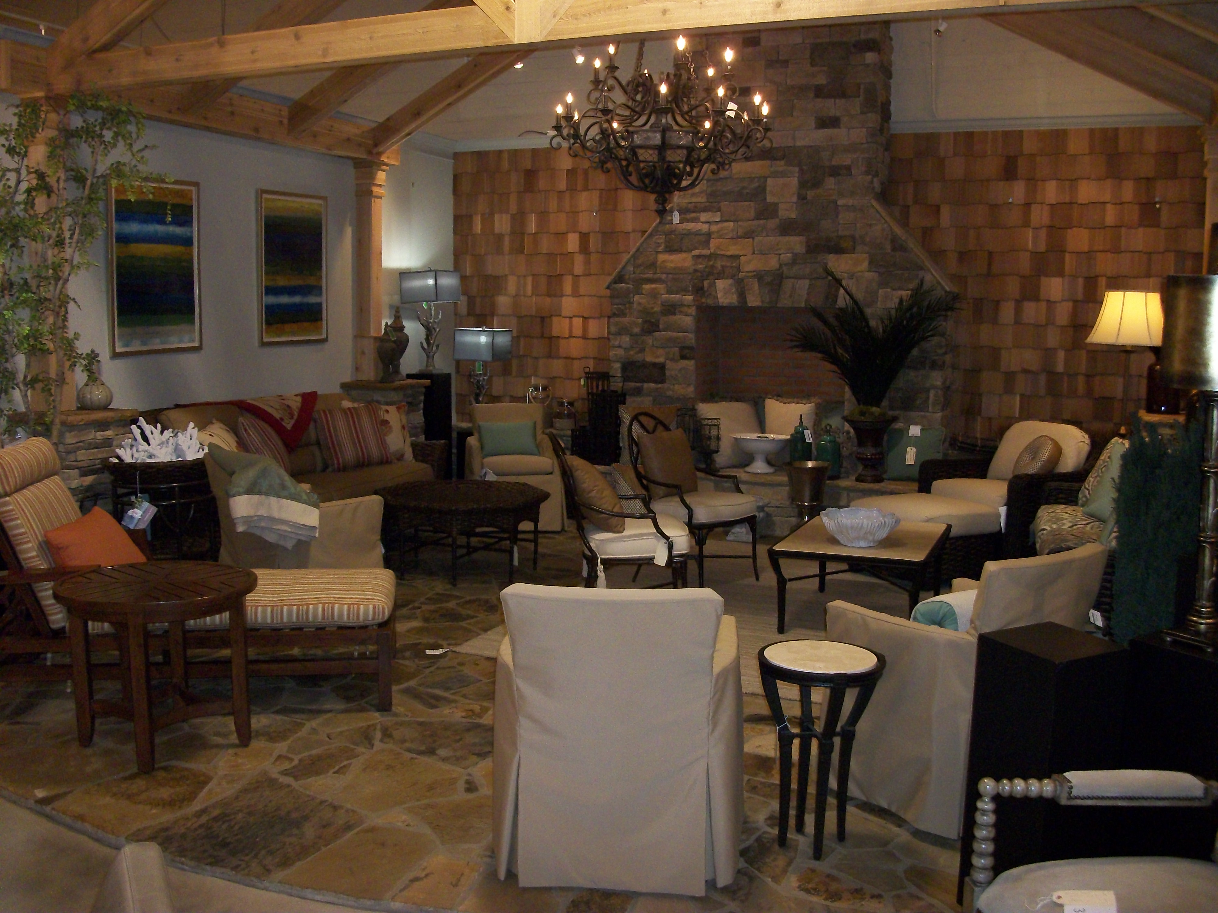 About wholesale furniture resource Spiffy Stuff